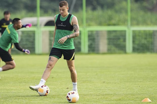 里程碑夜北京国安远射贴柱,全明星赛赛前刷纪录,压力陡增,年轻球员得到机会的简单介绍