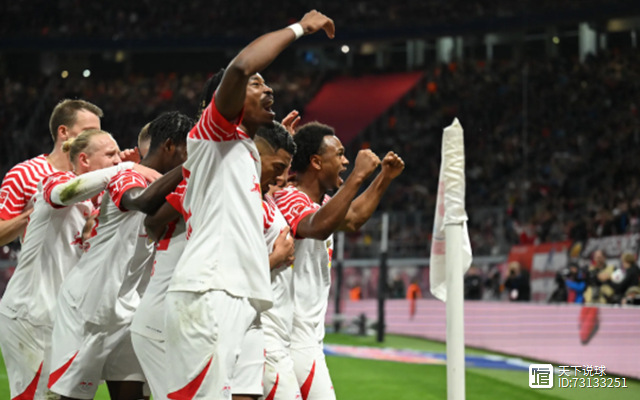 九游游戏中心包含冲刺阶段德国杯传出新动向；莱比锡官宣签约；管理层表态：质疑声仍在；团队化学反应显著的词条