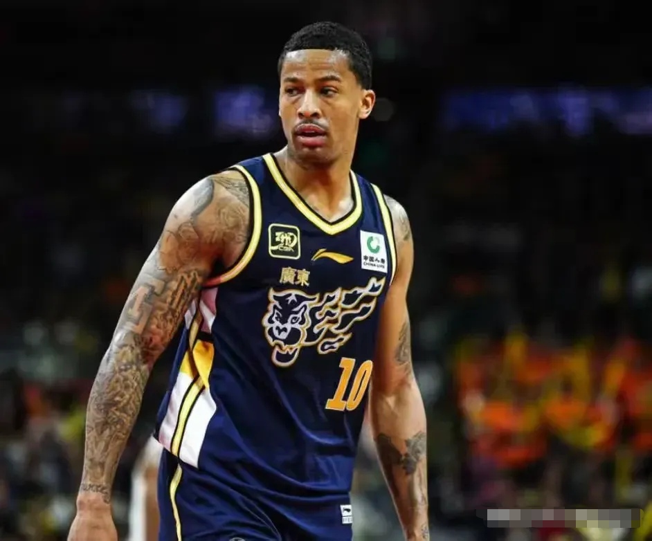 九游手机版包含CBA常规赛赛后再迎强敌，底特律活塞复出首秀，主帅态度——球迷炸锅，资深球员宣示担当的词条